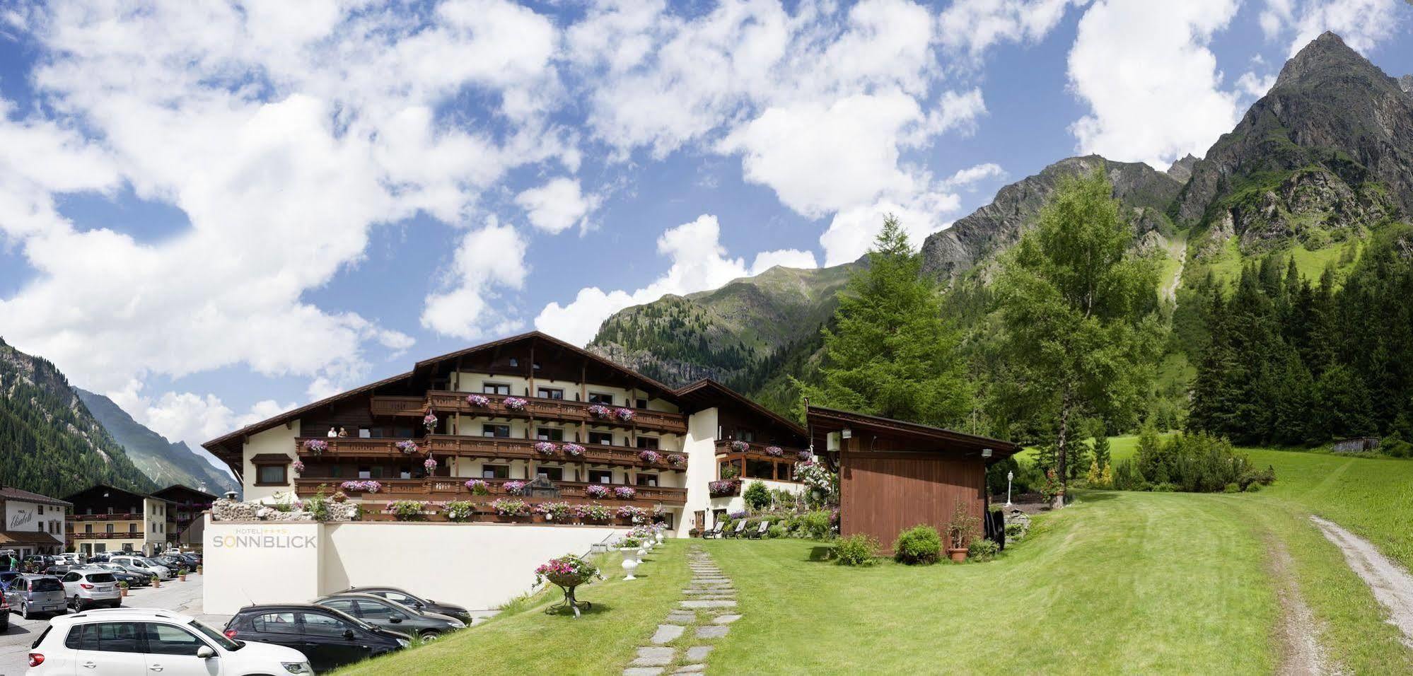Hotel Sonnblick Sankt Leonhard im Pitztal Exteriér fotografie